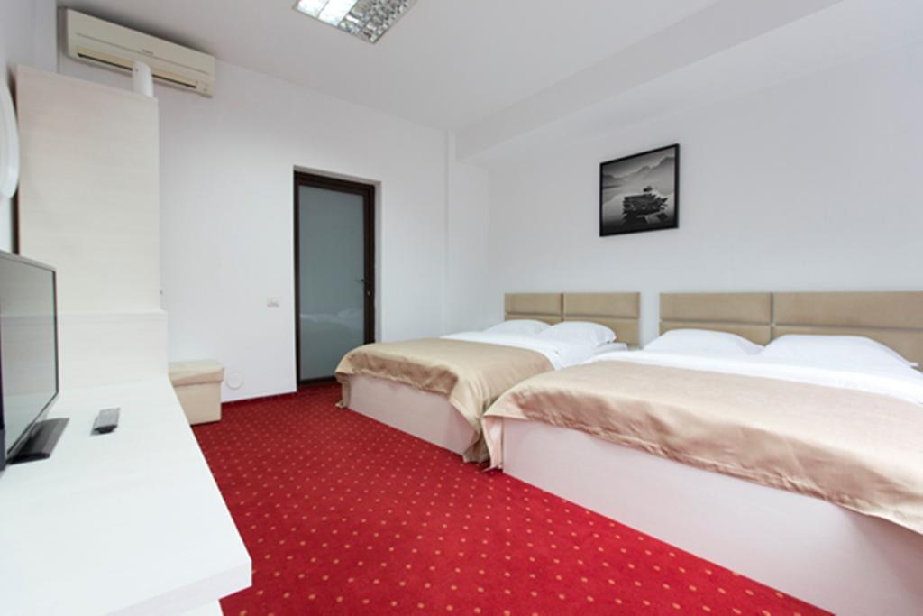 Hotel Thomas Bucharest Room photo